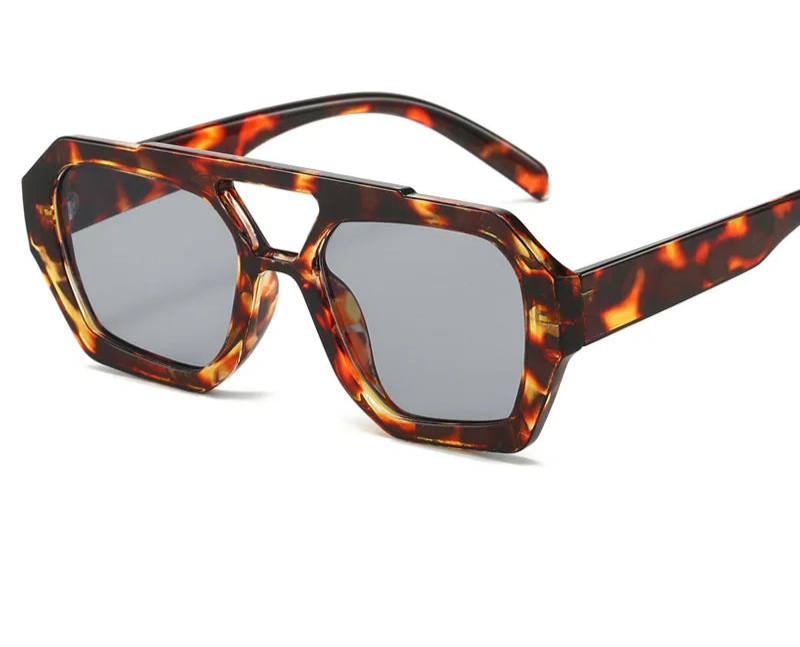 Óculos de Sol Feminino Irregular Overzise