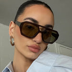 Óculos de Sol Feminino Irregular Overzise