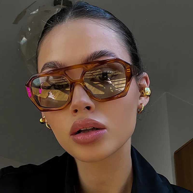 Óculos de Sol Feminino Irregular Overzise